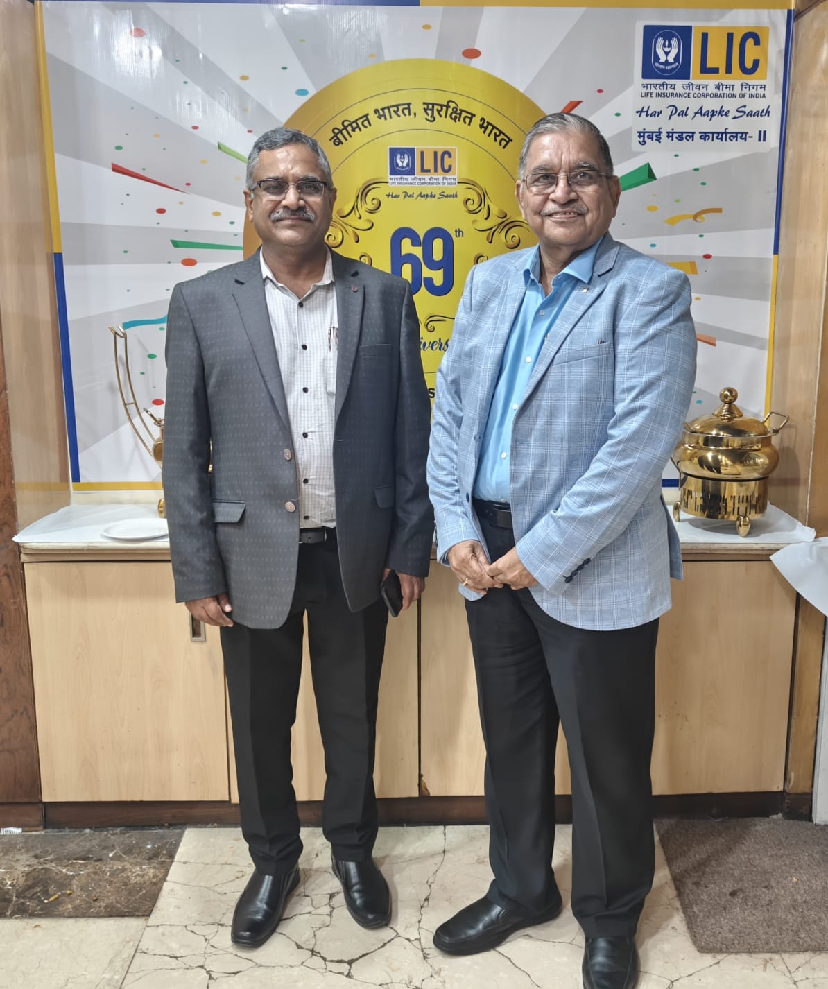 With LIC Executive Director Shri Puneet Kumar Sir
